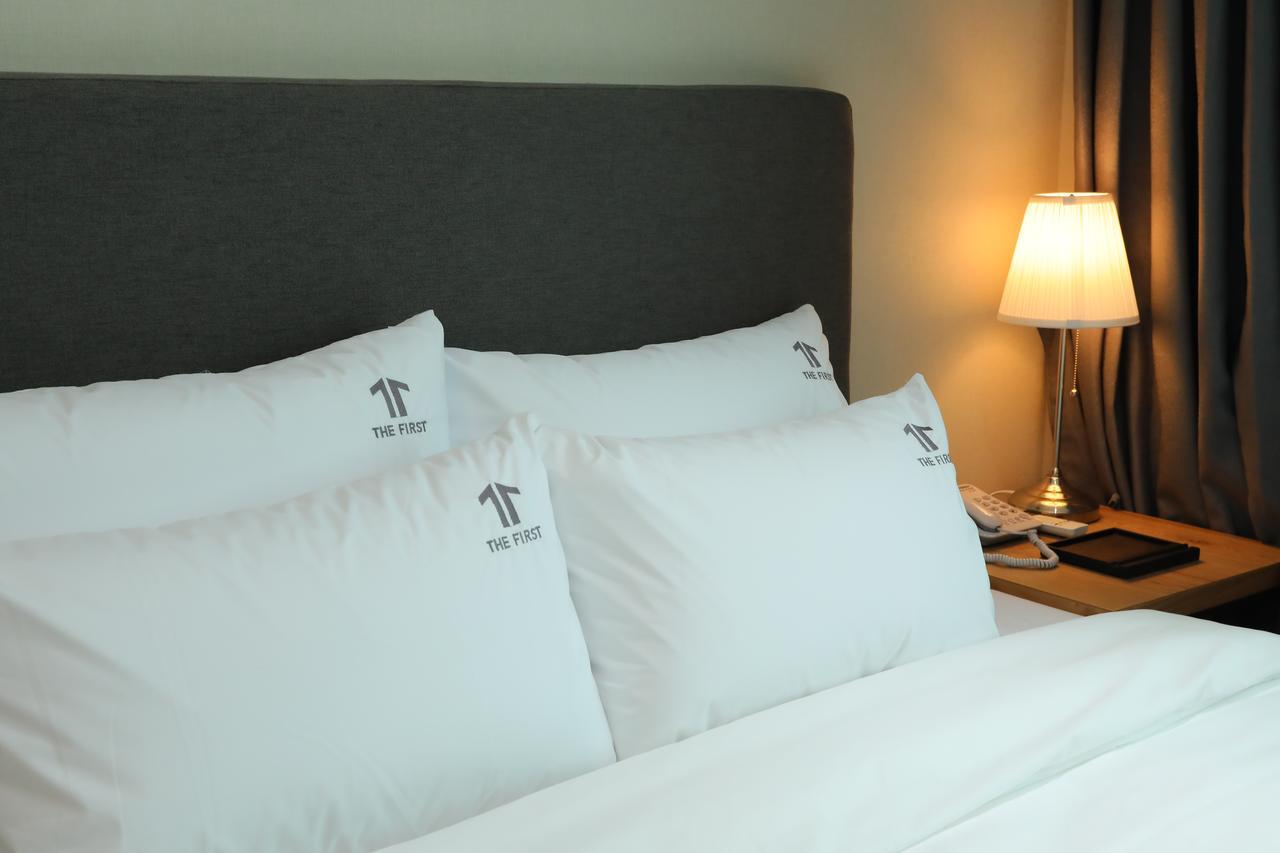 The First Hotel Changwon Dış mekan fotoğraf